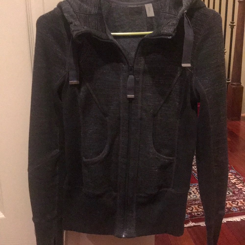 Zip up Zella sweater